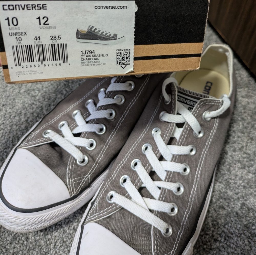 Men's 10/Women's 12 Charcoal Converse
